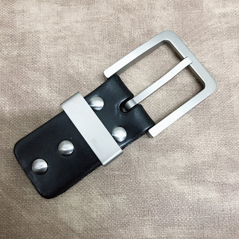 Stevige titanium D-ring riemge - D Ring Strap recensie en prijs